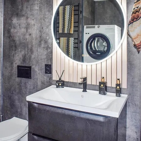 5 Bedroom In Σπίτι διακοπών *