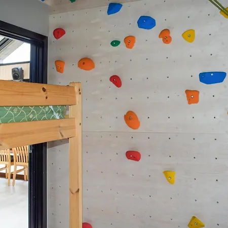 Σπίτι διακοπών 5 Bedroom In